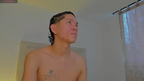 Juliiiiian online show from September 18, 11:45 am