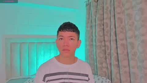 Juliiiiian online show from January 21, 11:07 am