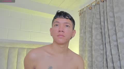 Juliiiiian online show from January 25, 11:23 am