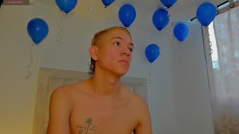 Juliiiiian online show from October 16, 7:22 pm