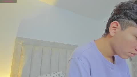 Juliiiiian online show from March 12, 10:37 am