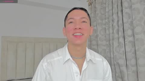 Juliiiiian online show from February 14, 11:21 am