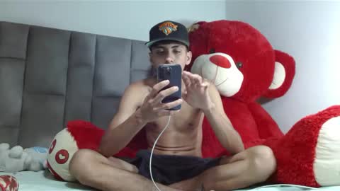 iammaik online show from March 11, 5:38 am