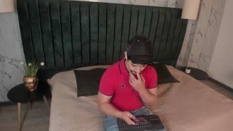 Ian Davis online show from October 28, 12:40 pm