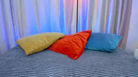 ian  online show from March 3, 3:47 am