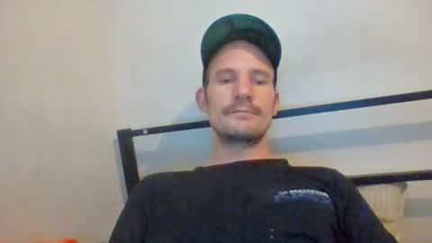 icetwerller online show from August 8, 3:52 pm