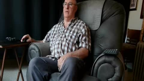 Christopher online show from August 1, 1:15 am