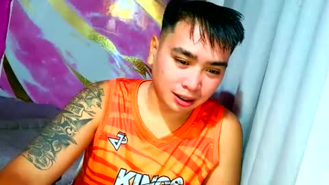 iconic_vince online show from October 12, 1:16 pm