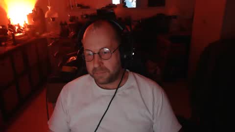 icum4ladies2021 online show from November 23, 8:20 pm