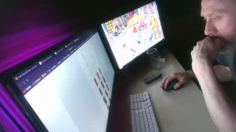 icuras online show from April 11, 3:24 am