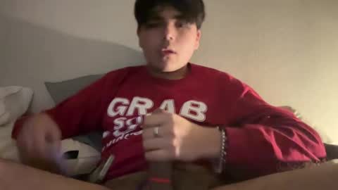 idk12327 online show from February 13, 8:27 am