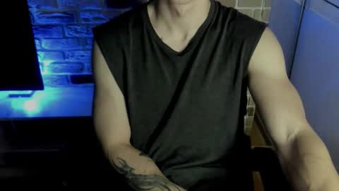 yo online show from December 19, 2:58 pm