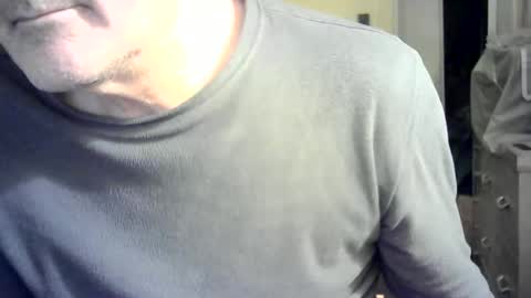 ignoredlittlestloser online show from December 12, 6:25 am