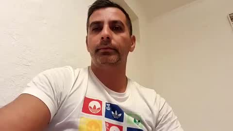 Snapshot of ihtiandar1008 chatting on February 2, 12:30 am ihtiandar1008 online show from February 2, 12:30 am