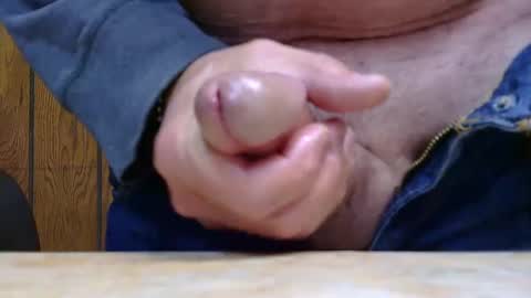 Snapshot of ijerkcum4u chatting on December 3, 3:55 pm hard4u online show from December 3, 3:55 pm