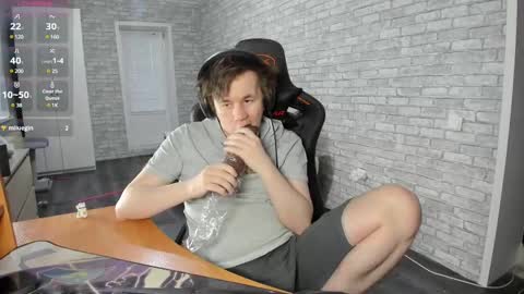 Snapshot of iliaskrislove chatting on February 16, 4:09 am iliaskris online show from February 16, 4:09 am