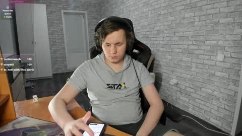 Snapshot of iliaskrislove chatting on February 3, 5:35 pm iliaskris online show from February 3, 5:35 pm
