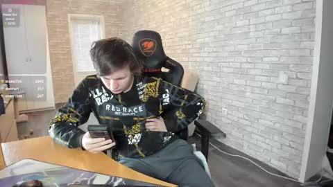Snapshot of iliaskrislove chatting on March 9, 4:05 am iliaskris online show from March 9, 4:05 am