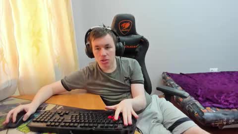 iliaskris online show from December 20, 7:48 am