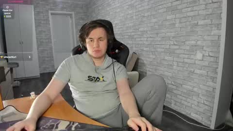 Snapshot of iliaskrislove chatting on February 20, 6:35 pm iliaskris online show from February 20, 6:35 pm