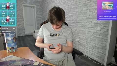Snapshot of iliaskrislove chatting on December 31, 3:20 pm iliaskris online show from December 31, 3:20 pm