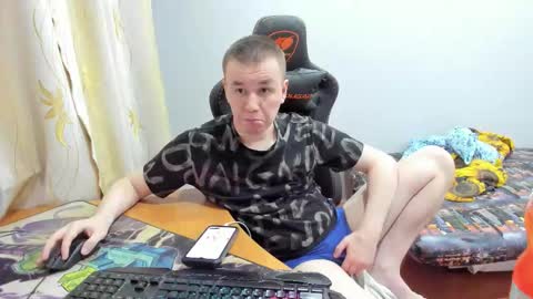 Snapshot of iliaskrislove chatting on October 7, 3:27 pm iliaskris online show from October 7, 3:27 pm