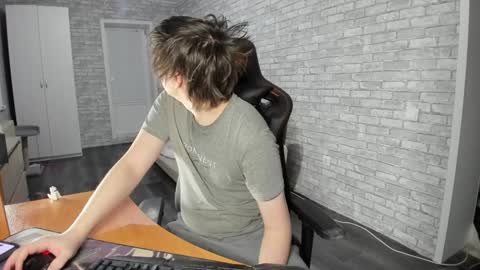 Snapshot of iliaskrislove chatting on February 26, 1:11 am iliaskris online show from February 26, 1:11 am
