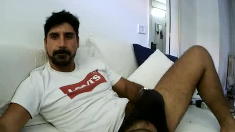 ilmangj90 online show from July 13, 9:55 am