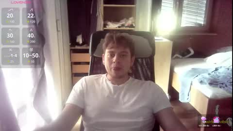 iloveyoutoo2000 online show from November 18, 1:04 pm