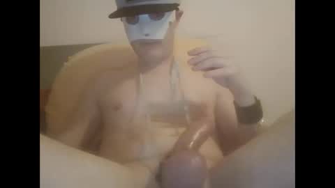 iluvhottenns online show from December 19, 6:34 pm