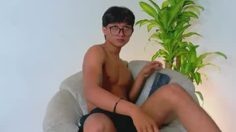 Erick online show from May 14, 3:04 am