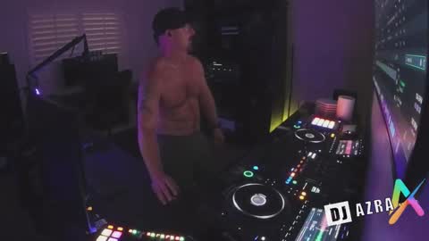 DJ Azra online show from November 12, 1:33 am