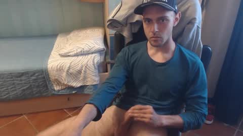 Simo online show from May 16, 4:38 pm