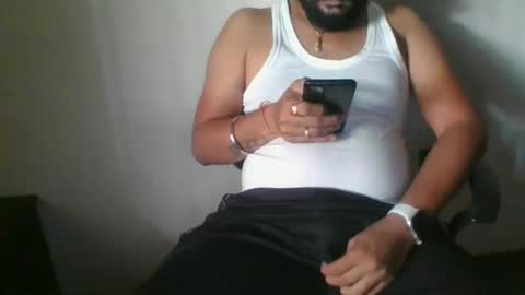 Snapshot of indianlover1433 chatting on February 16, 9:59 am Indian lover online show from February 16, 9:59 am