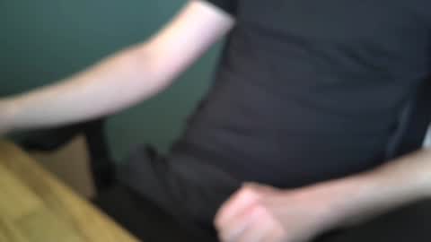 initialletter online show from February 21, 3:10 pm