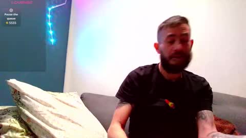 inktattoo42 online show from February 14, 7:09 pm