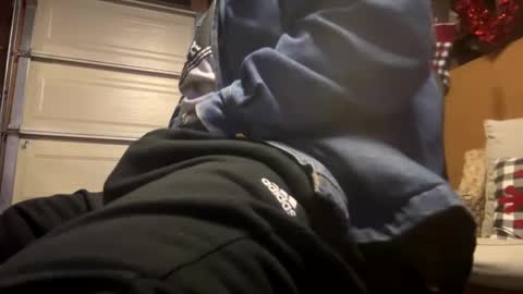 Snapshot of interested247 chatting on December 10, 6:44 am interested247 online show from December 10, 6:44 am