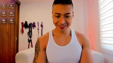 WILL ANDREW online show from February 9, 12:54 pm