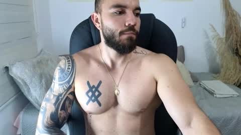 Isaac carter online show from November 30, 11:34 am