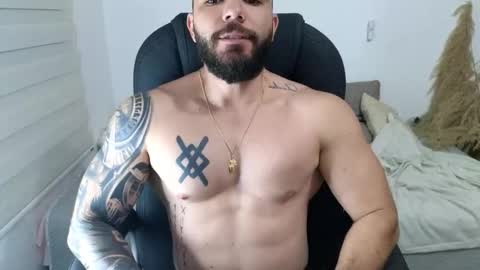 Isaac carter online show from January 9, 11:26 am