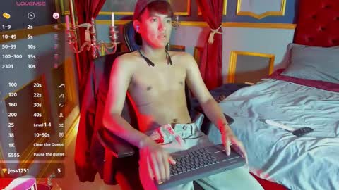 isaac_grimm online show from March 4, 8:43 am