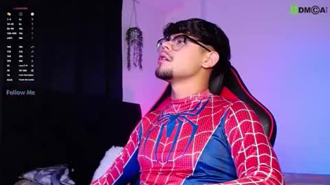 Isaac Saenz. online show from October 26, 10:12 pm