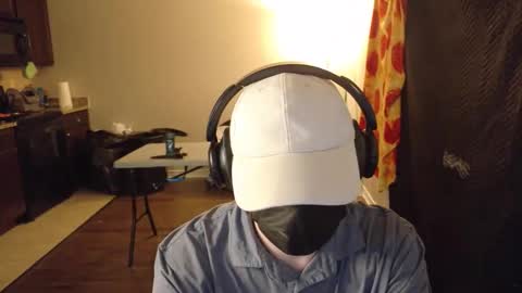 isaac online show from March 8, 6:39 am