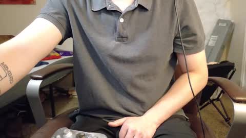 isaac online show from October 23, 2:09 pm