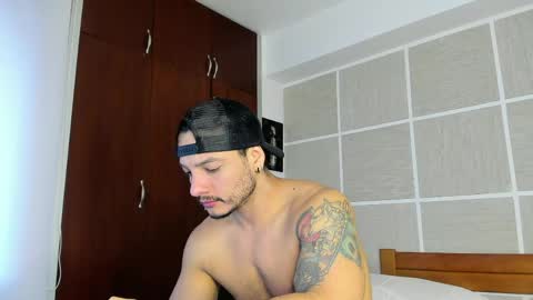Isaac Surez online show from May 14, 12:47 pm