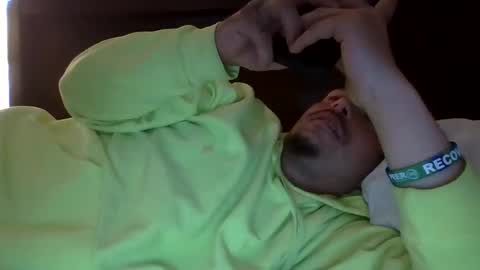 youngking online show from April 2, 1:47 am