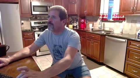 Snapshot of islandguy70 chatting on September 19, 10:53 pm Jim online show from September 19, 10:53 pm