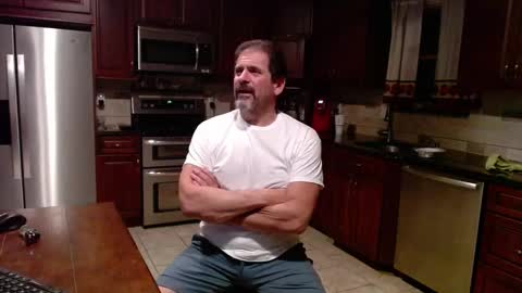 Snapshot of islandguy70 chatting on October 15, 10:39 pm Jim online show from October 15, 10:39 pm