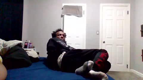 islandmaker online show from February 11, 12:15 am