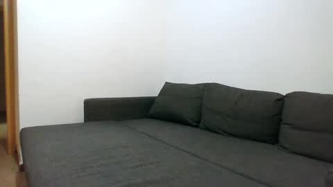 italianboybcn online show from January 1, 9:52 pm